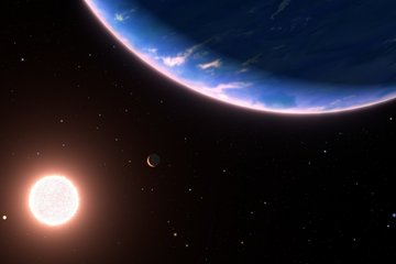 Hubble finds water vapour in small exoplanet's atmosphere